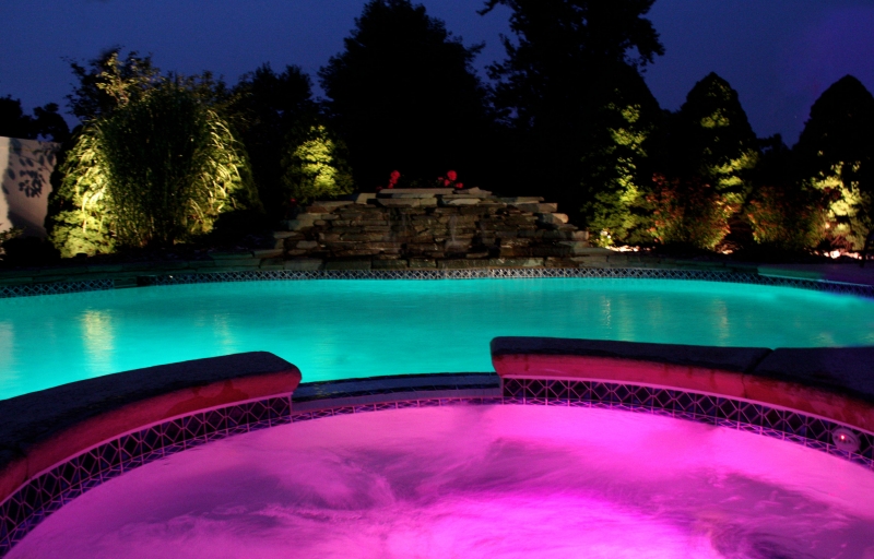 Pool lighting system designed by LightScapes of WNY